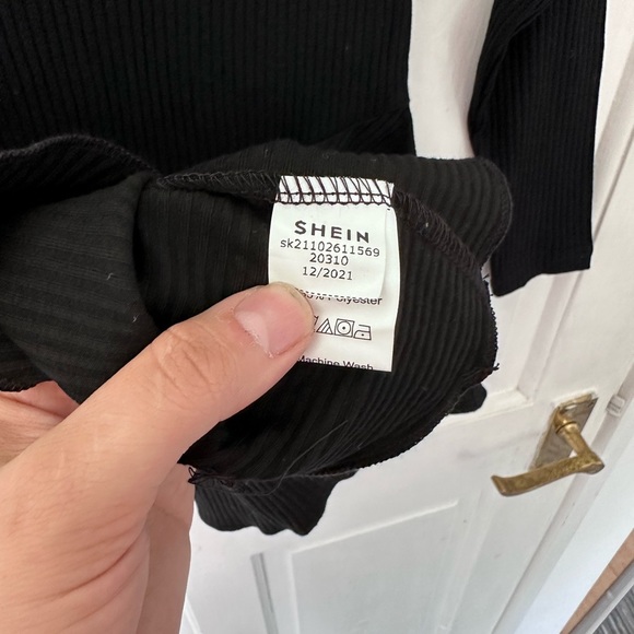 BLACK skater Tunic Dress Ribbed Long Sleeves Size 120cm 6 years - Picture 6 of 8